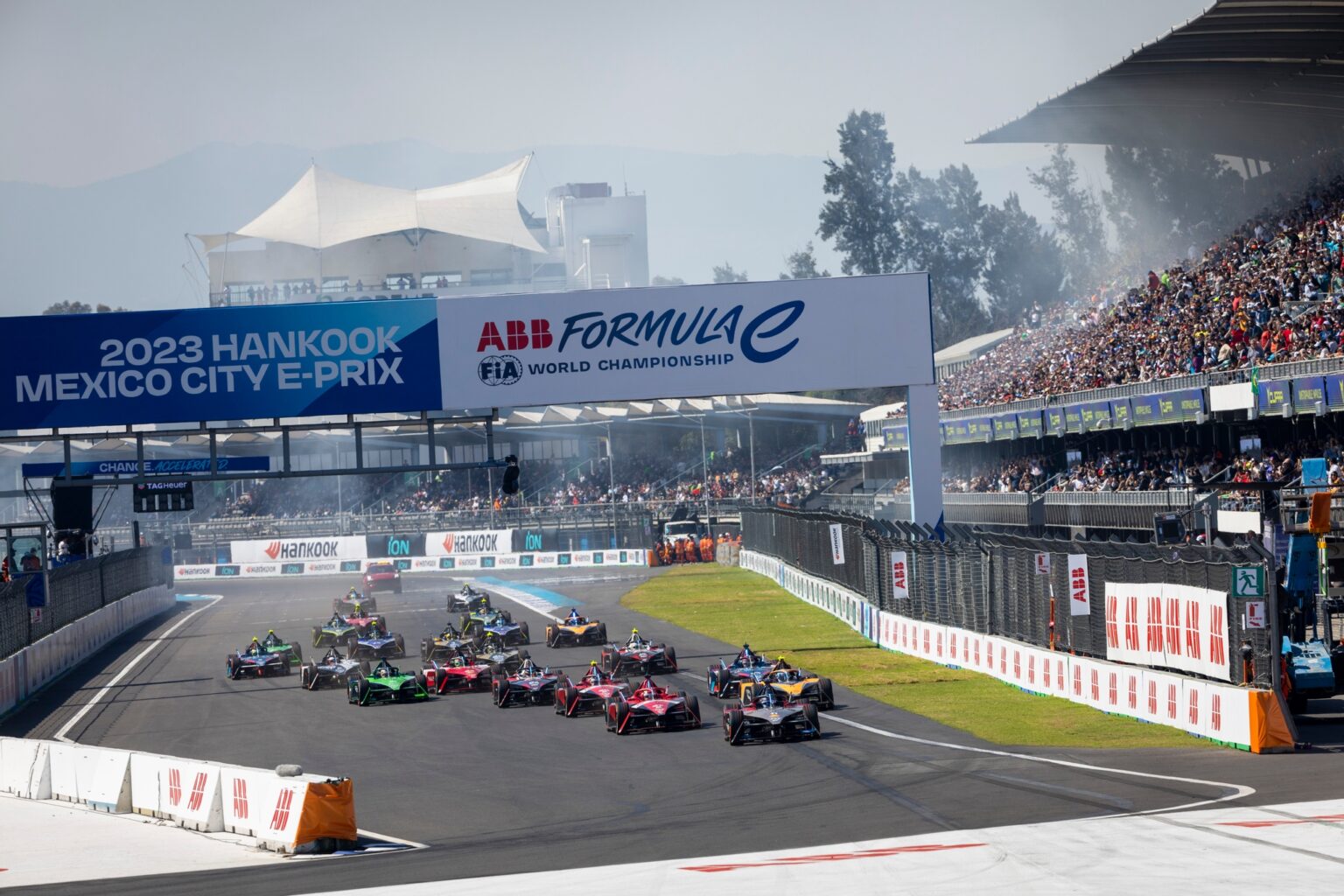 Brasil recebe pela primeira vez corrida de carros elétricos da categoria  Formula E