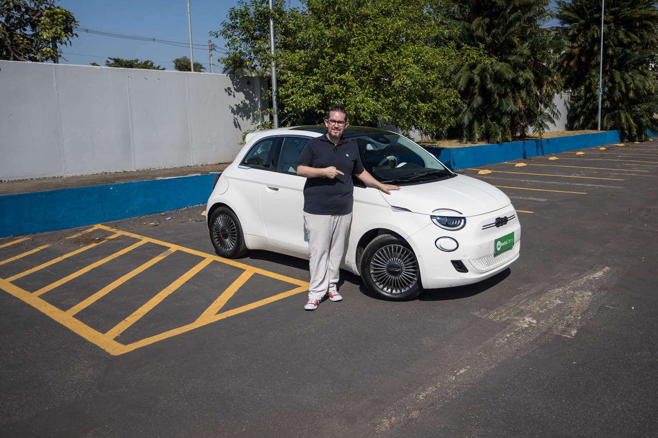 Fiat revela versão do 500 elétrico que virá ao Brasil - Revista Carro